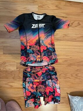 Zoot Womens 2-piece bike outfit/tri suit